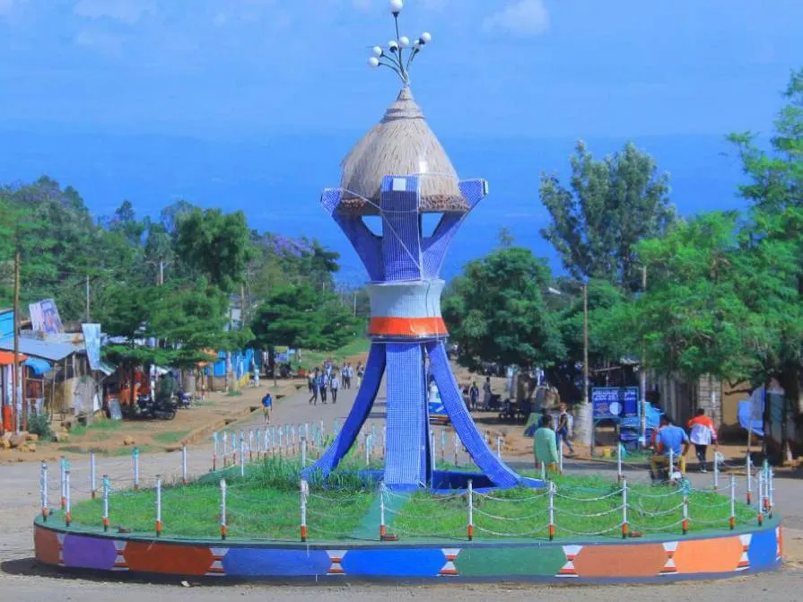 ከ1 ሺሕ በላይ የሚሆኑ የመንግሥት ሠራተኞች ያለ ምንም ማስጠንቀቂያ እና ውይይት ሥራቸዉን እንዲለቁ መገደዳቸውን ገለጹ